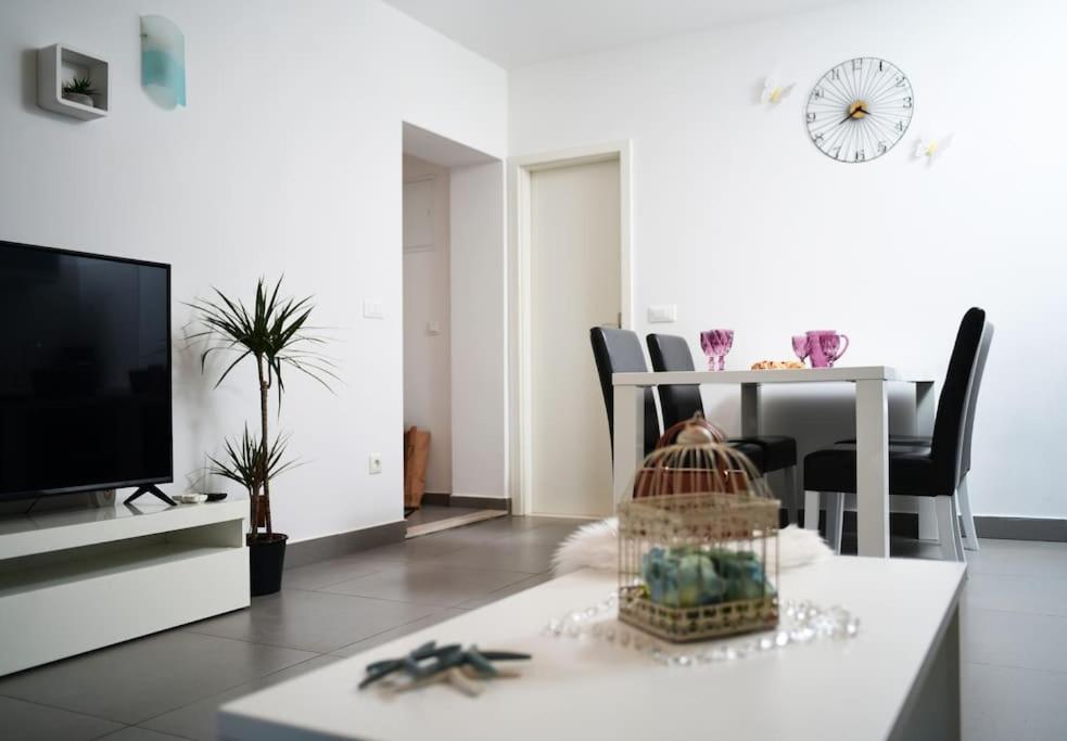 דוברובניק Wave N' Sea Apartment With A Private Pool מראה חיצוני תמונה