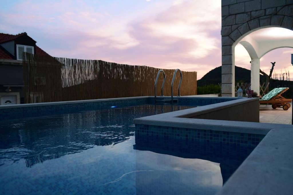 דוברובניק Wave N' Sea Apartment With A Private Pool מראה חיצוני תמונה